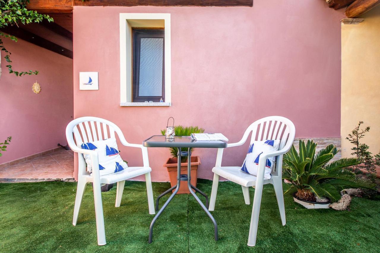 B&B La Vela Chia Luaran gambar